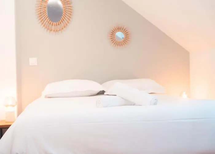 L\'Armoirie, Cosy Nid Douillet
