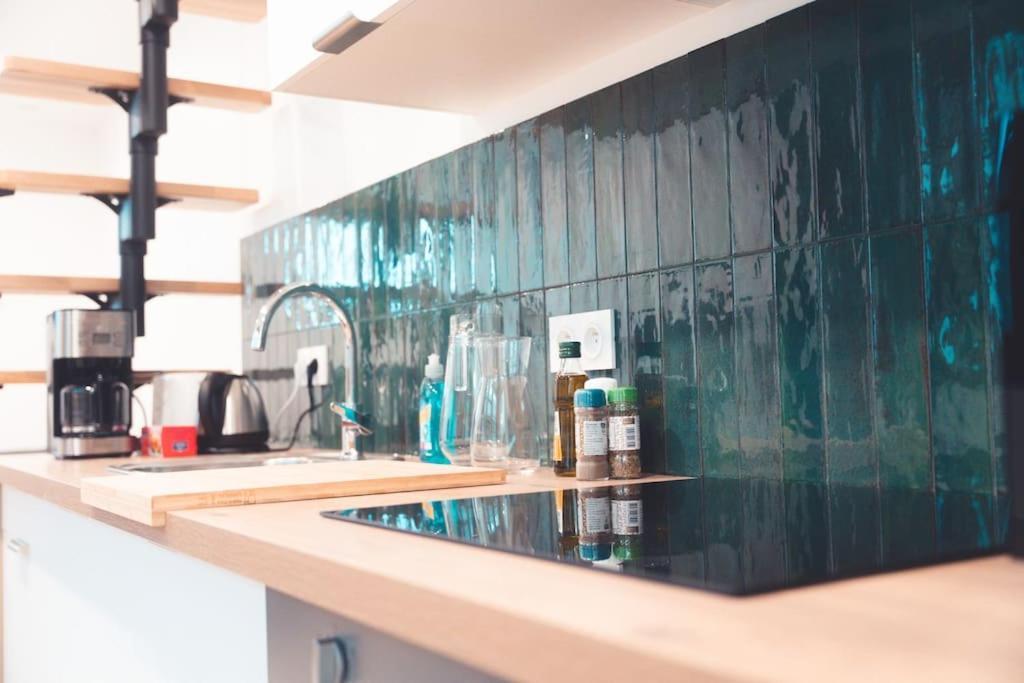 L'armoirie, Cosy Nid Douillet Apartment *